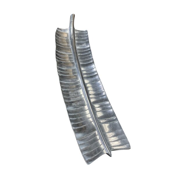 Hecho en Mexico Silver metal Leaf-Shaped Footed Trinket or Serve tray SKU 9124 - Picture 2 of 10